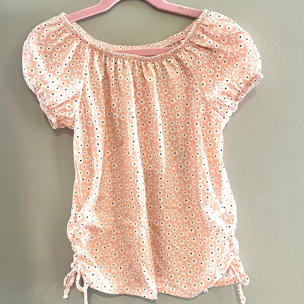 NWT Jenna & Jessie Top